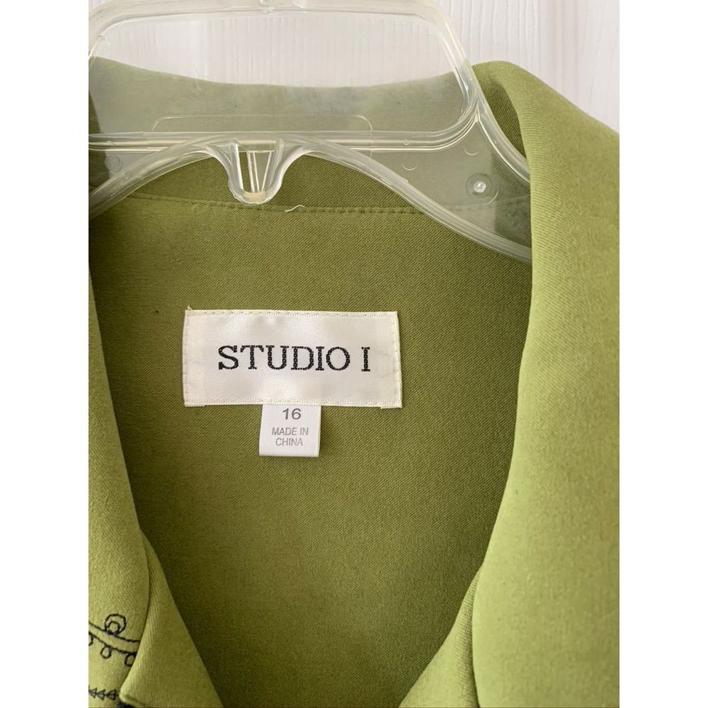 Studio 1 Jacket - Picture 4 of 6